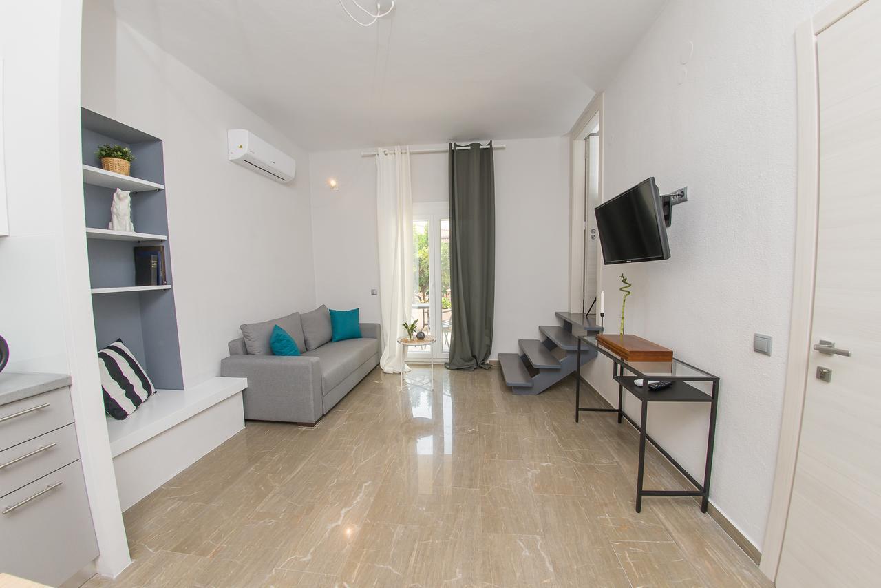 Palio Grey Apartments PalaiónTsiflíkion Eksteriør billede